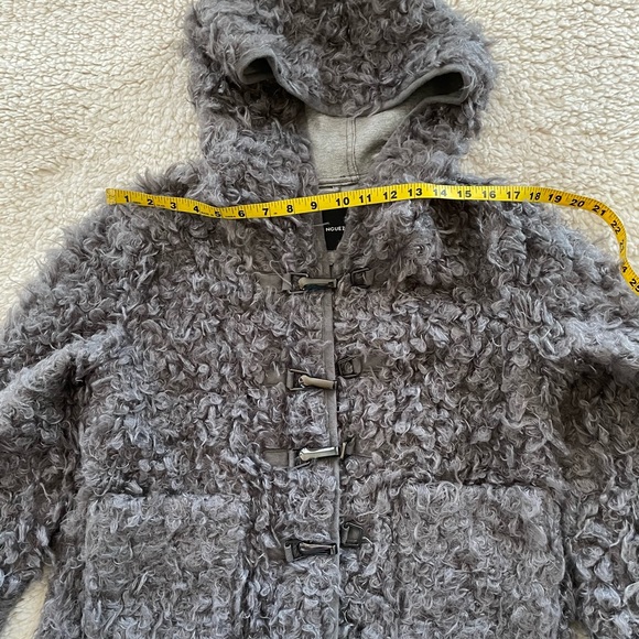 Women’s Adolfo Dominguez Cozy Warm Fuzzy Jacket 8 - Picture 8 of 15